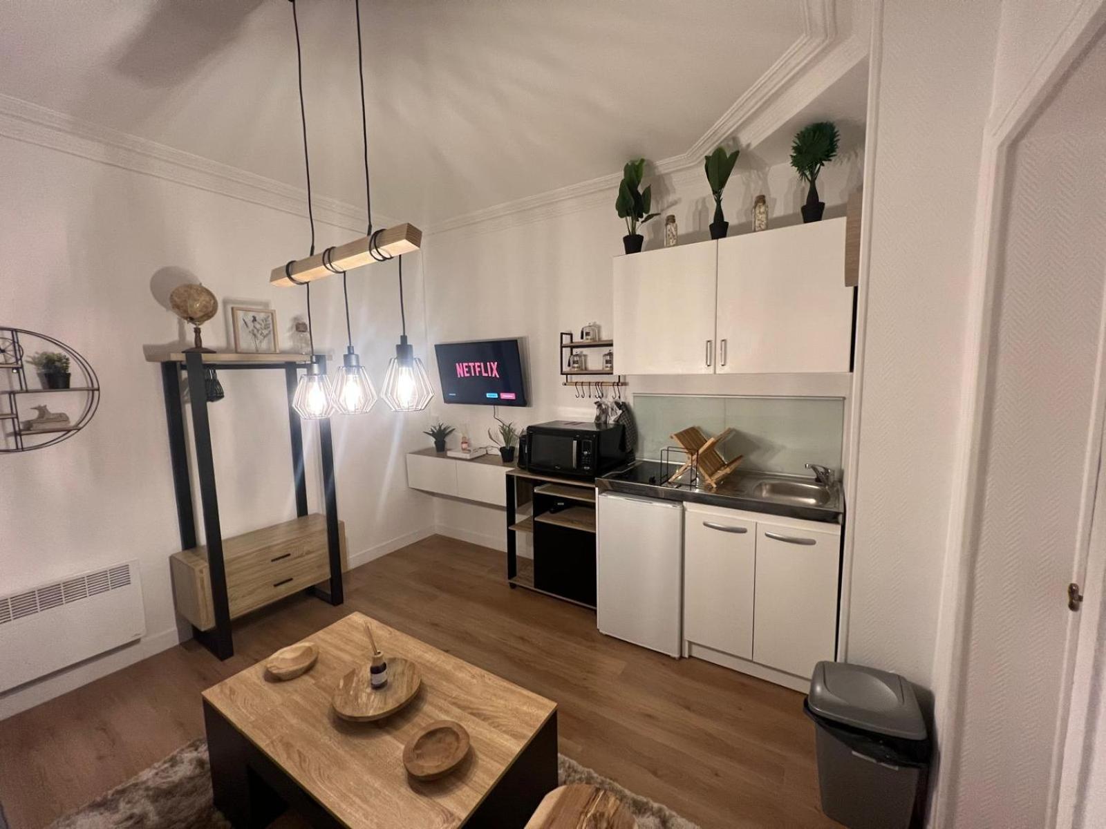 Studio Cosy Aux Portes De Paris - 2Pax Saint-Ouen  Eksteriør billede